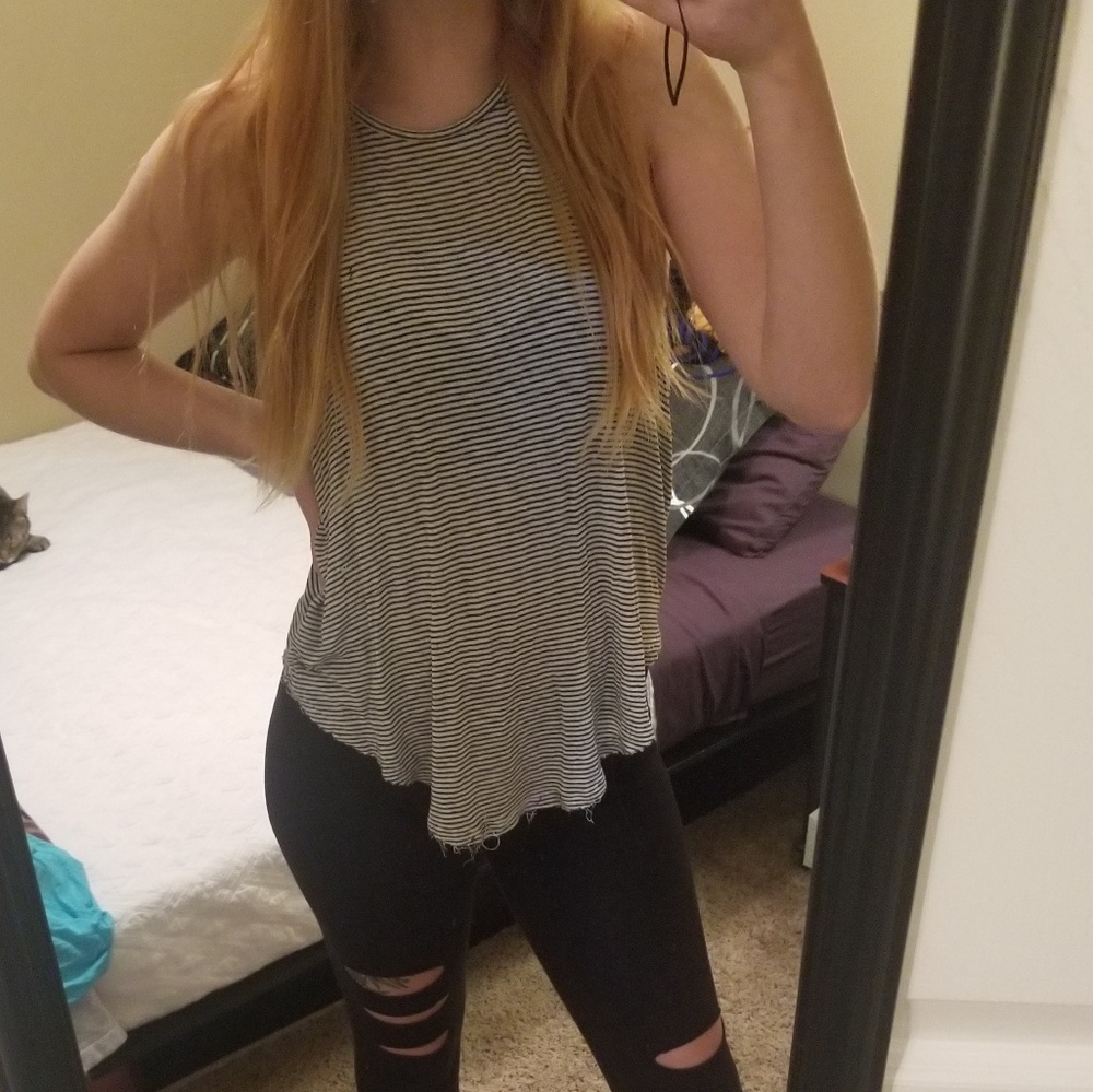 American Eagle back cutout tank